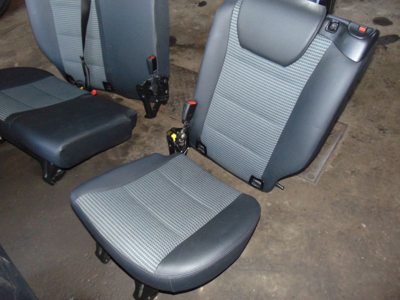 Innenausstattung Sitzgarnitur Sitze Vorne Rucksitzbank Mercedes Benz B Klasse W245 B 200 Cdi