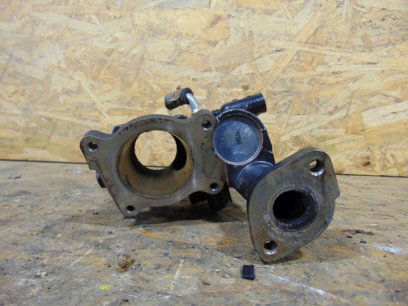 Abgasruckfuhrventil Agr Ventil Opel Astra H 1 7 Cdti