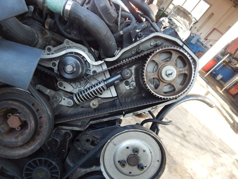 Motor ohne Anbauteile (Benzin)   Automatikgetriebe verk .als Def.AUDI A8 (4D2, 4D8) 3.7