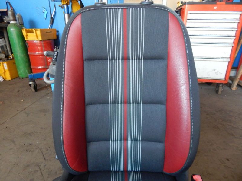 Sitz vorne rechts Beifahrersitz 5-Türig TeillederVW GOLF VI 6 (5K1) 1.2 TSI
