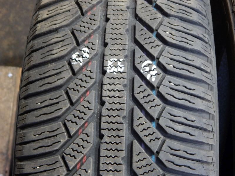 Winterreifen 195/60 R15 88T 1 Satz (je 3 Stück)