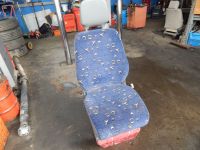 Sitz vorne rechts mit Sitzkonsole<br>MERCEDES-BENZ SPRINTER 3-T PRITSCHE (W903) 311CDI
