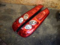 R�ckleuchte R�cklicht links rechts Facelift 3-T�rer<br>FORD FIESTA V (JD, JH) 1.4 TDCI